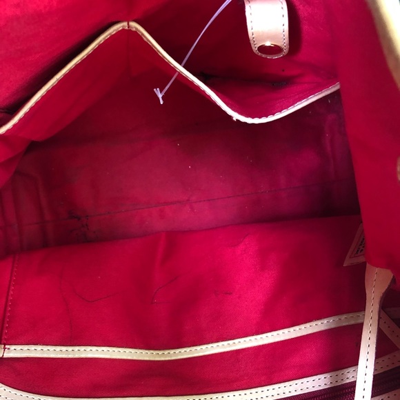 Dooney & Bourke Glossy Tote Bag - Picture 4 of 7